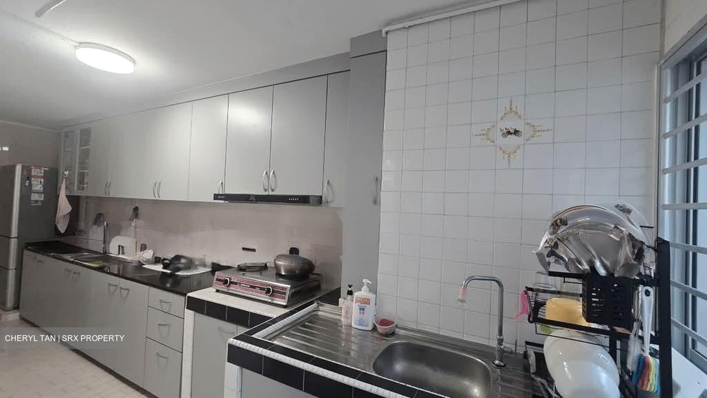 Blk 215 Serangoon Avenue 4 (Serangoon), HDB 4 Rooms #566635111